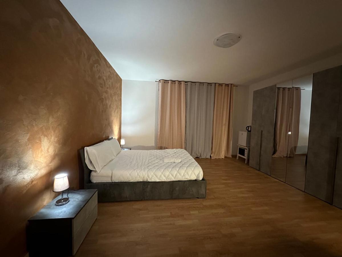 Leone D'Oro 2 - Milano Street Hotell Mestre Eksteriør bilde